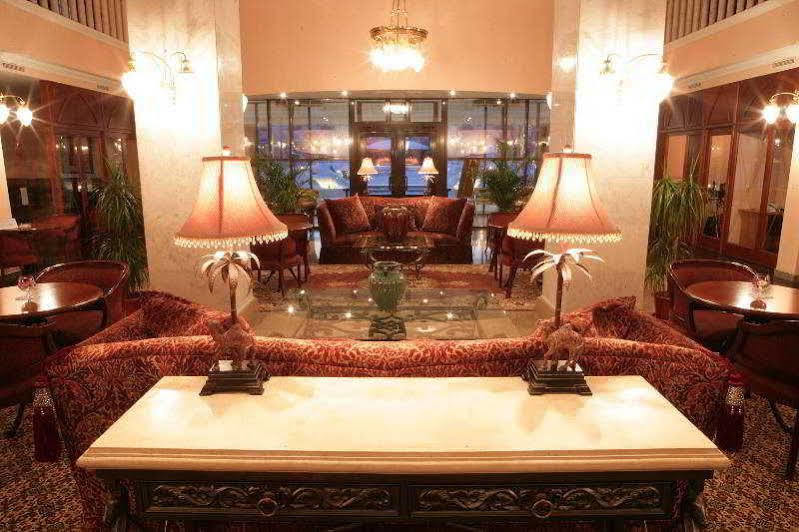 Atyrau Dastan Hotel ภายนอก รูปภาพ